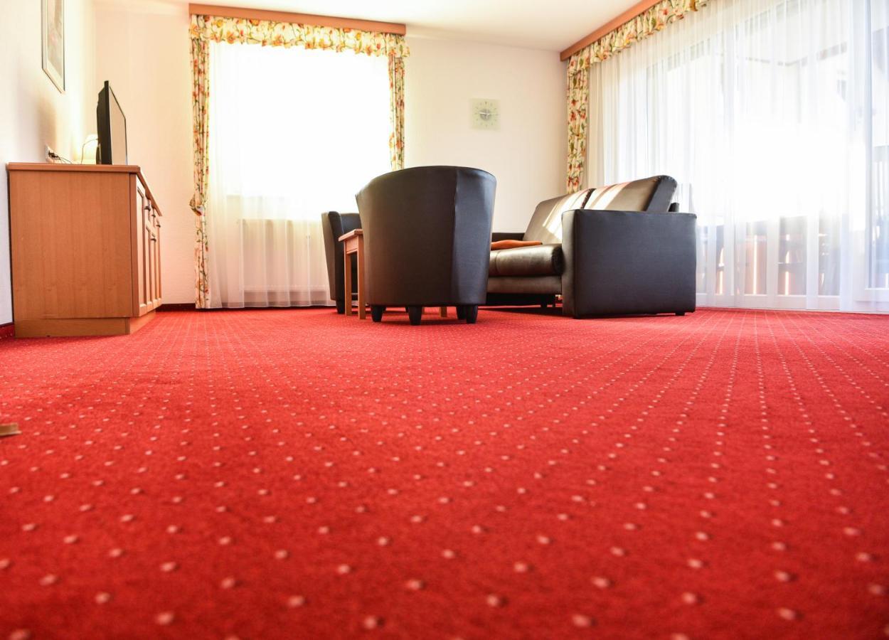 שלוכזי Aparthotel Sonnenburg מראה חיצוני תמונה